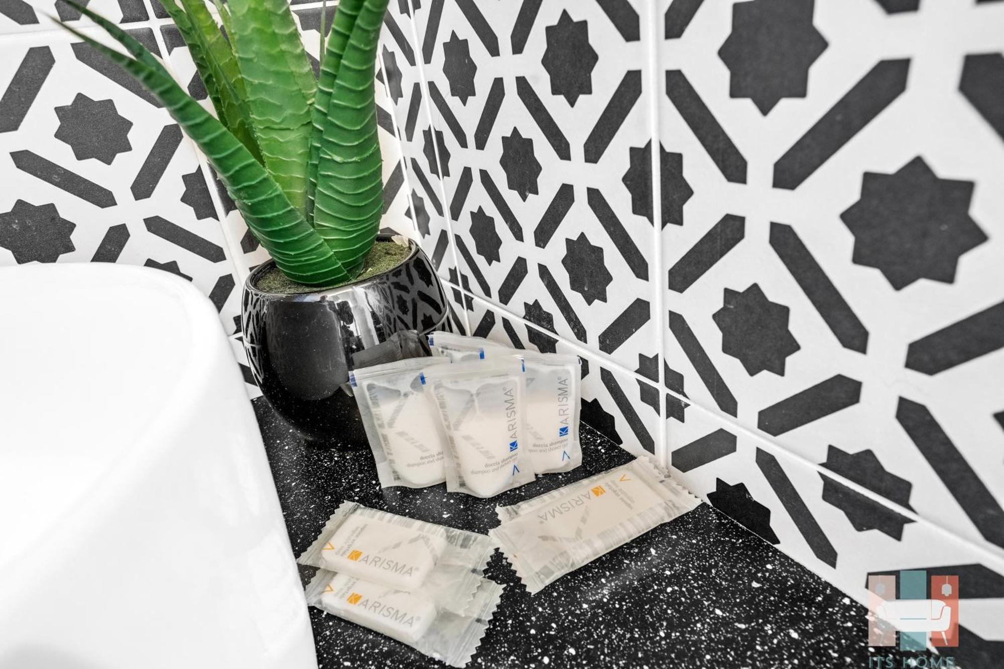 Pag60 -Crescenzago-Luxury Green House ミラノ エクステリア 写真